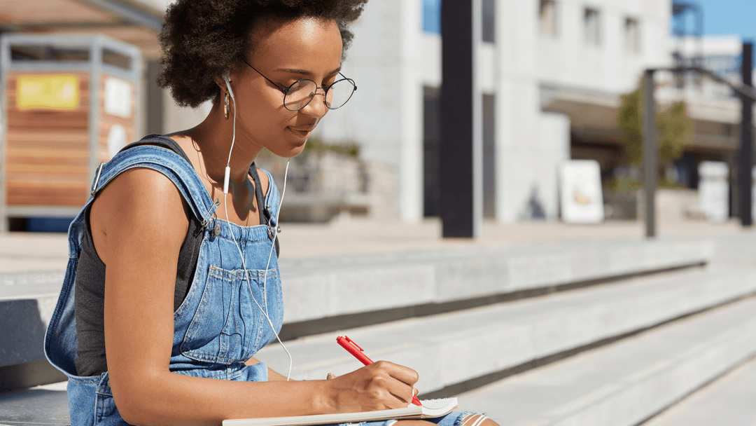 Empowerment Journaling Prompts for Women