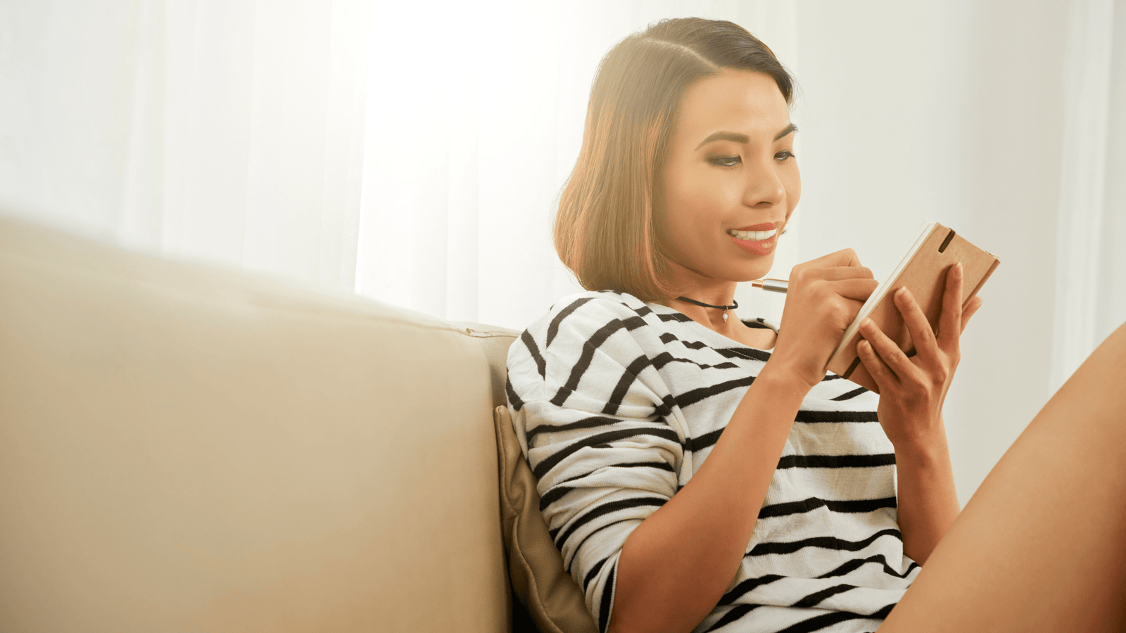 How to Use Journaling to Build Consistency and Self-Trust - PleaseNotes