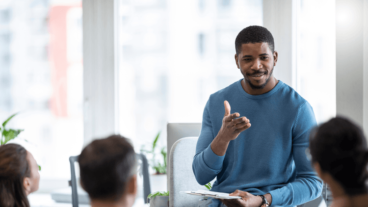 Leadership Journaling Prompts for Men – PleaseNotes