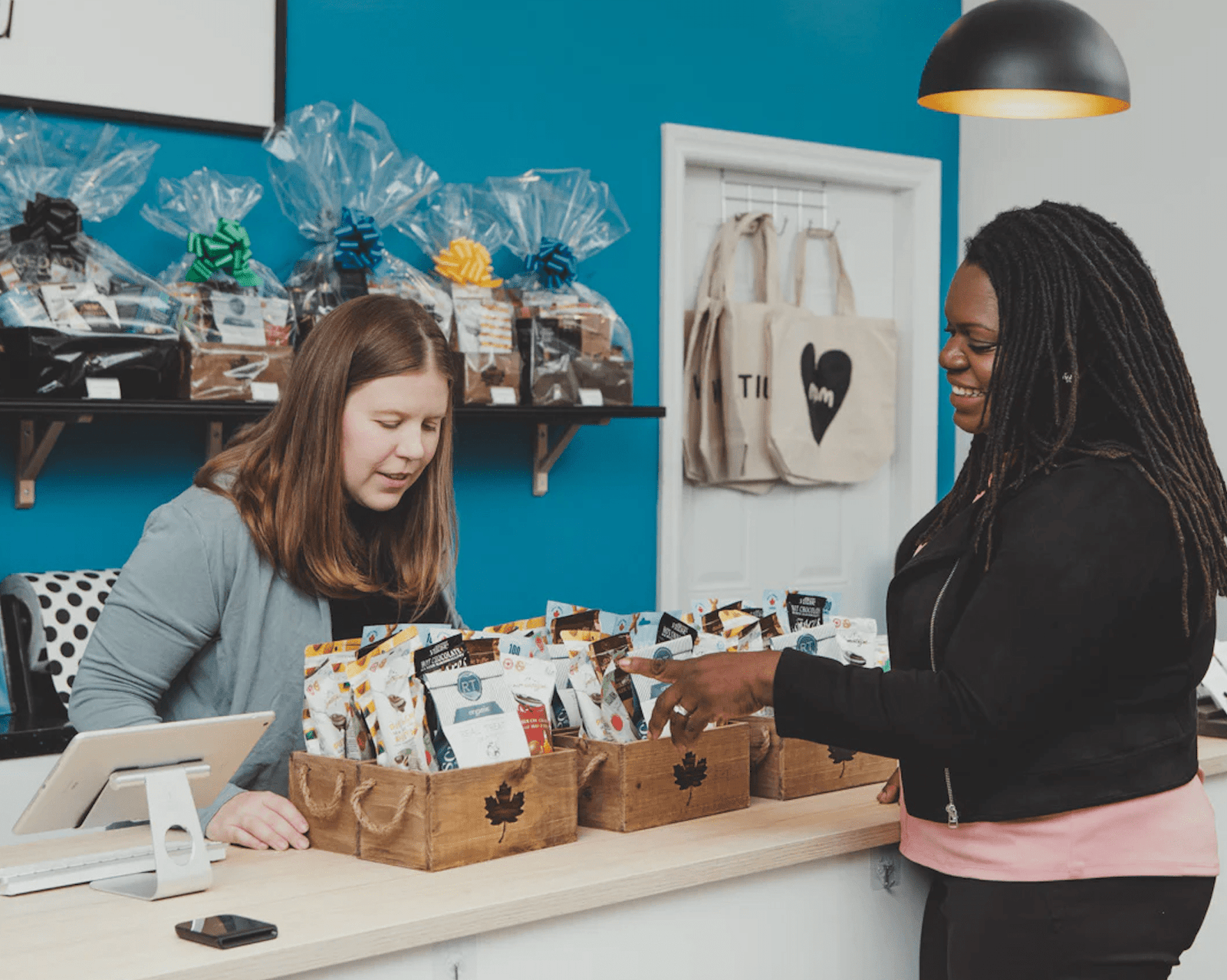 Spotlight on Caribou Gifts: A Toronto Gem Where You Can Find Great Gifts - PleaseNotes
